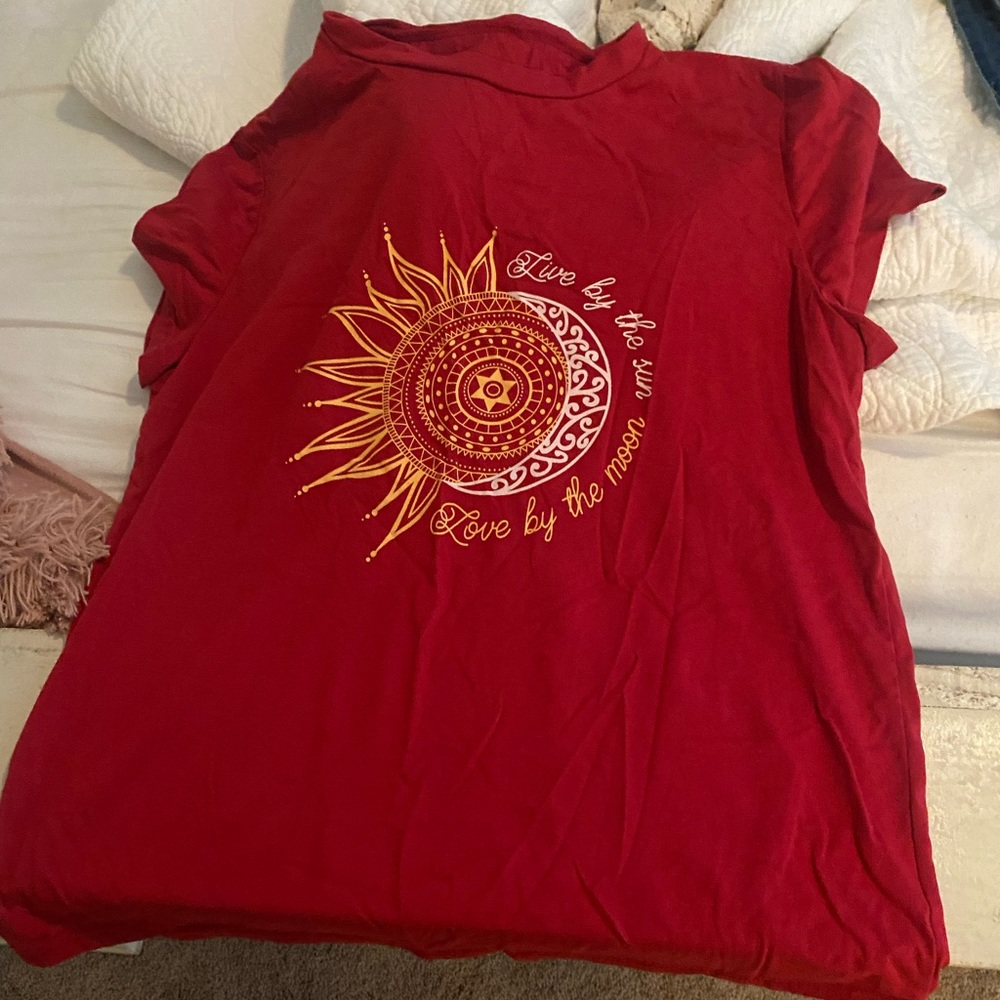 Women’s shirt